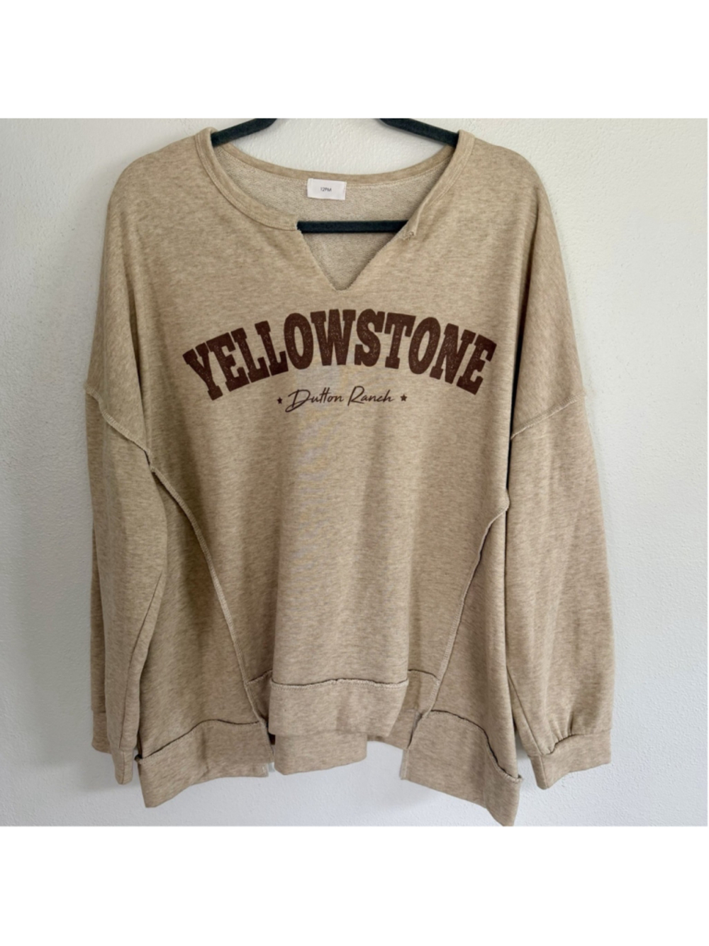 Yellowstone Dutton Ranch Crewneck Graphic Sweatshirt Womens XL Oversized Beige